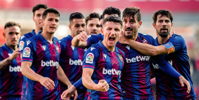 Soi kèo châu Á Barcelona vs Levante