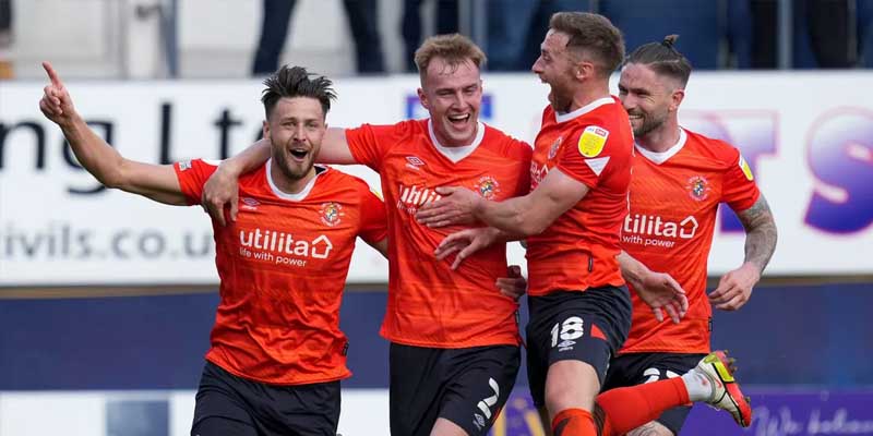 Luton Town vs Arsenal 