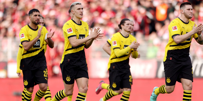 Borussia Dortmund vs PSV 