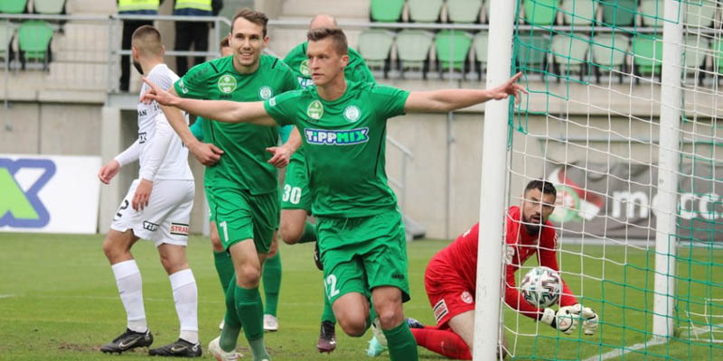 Corvinul Hunedoara vs Paks 