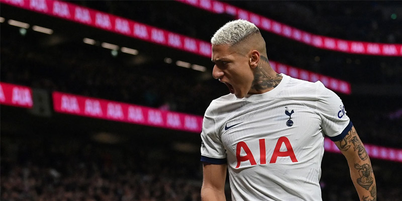 Tottenham Hotspurs vs Manchester United 